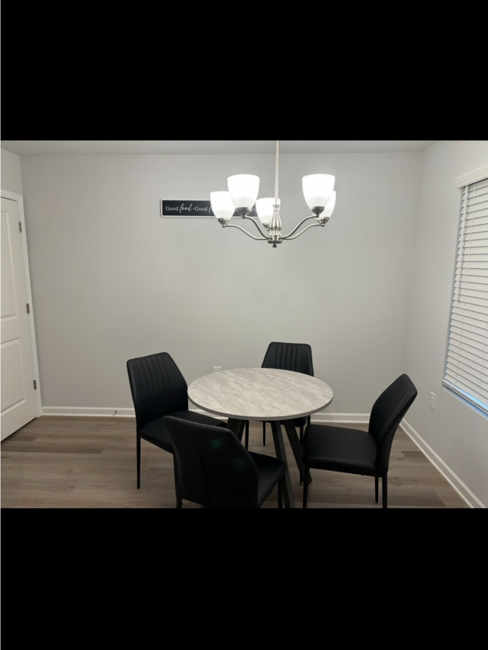 Modern Black Dining Chairs - Sleek Home Wall Decor Accent